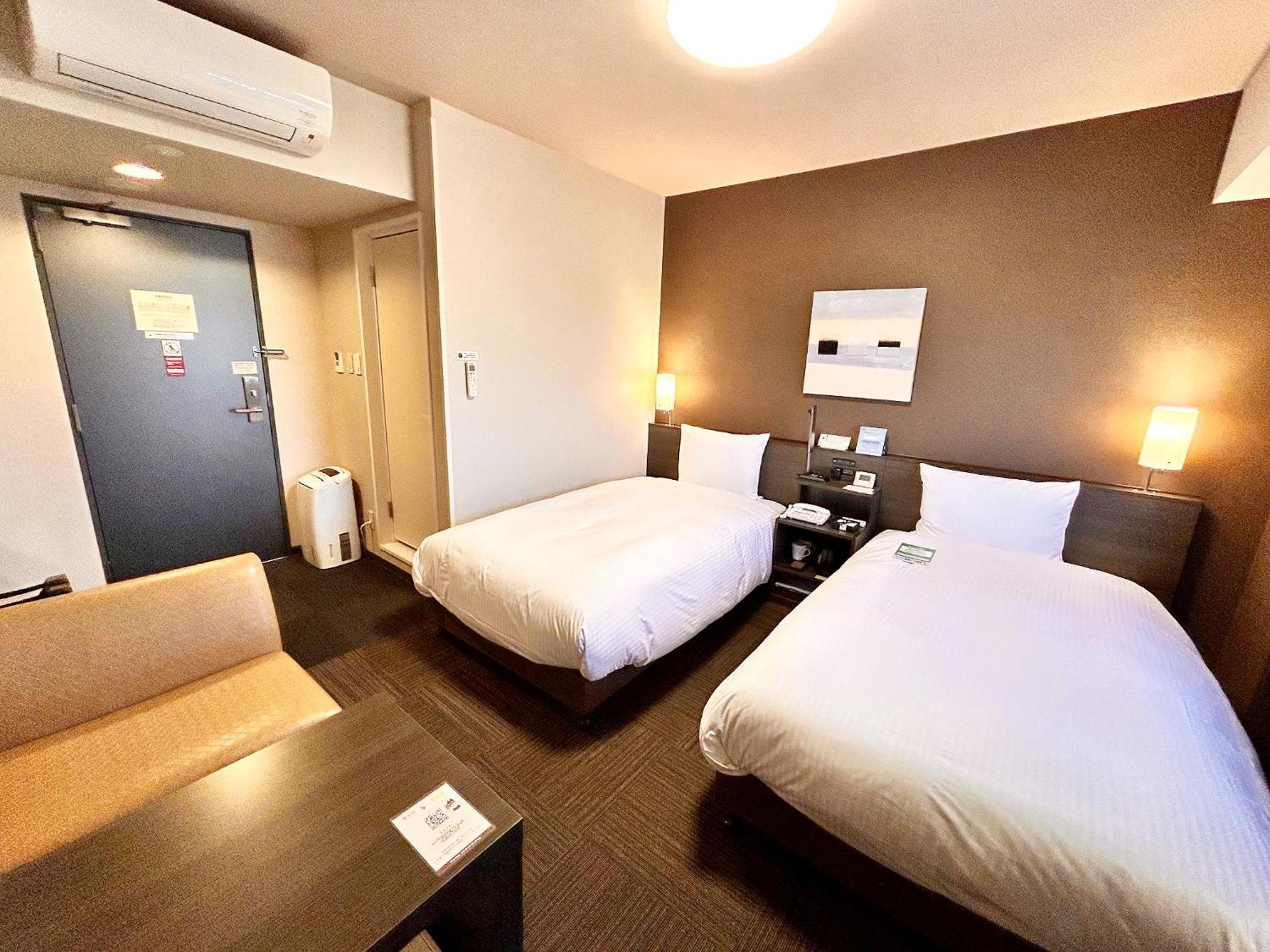 Hotel Route-Inn Anan Εξωτερικό φωτογραφία